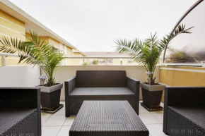 Pleasant T2 Duplex - 5 mn walk from Port Ariane